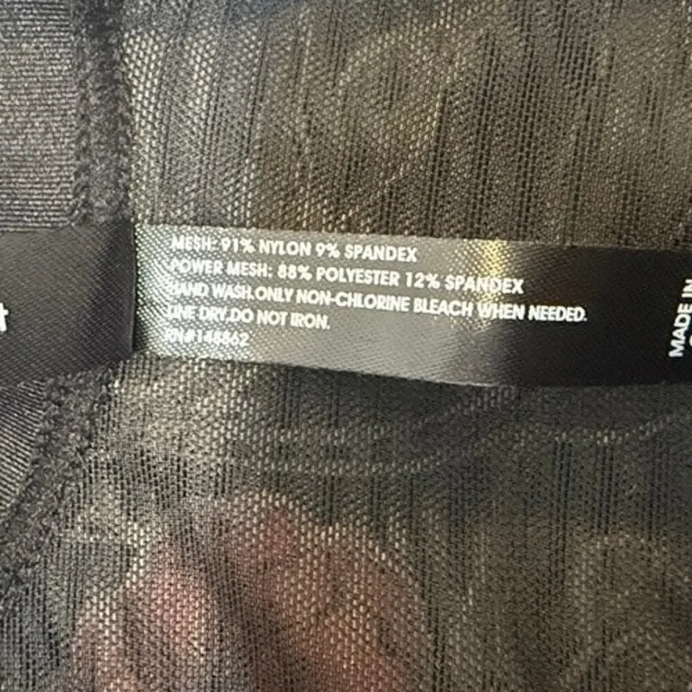 Torrid 4 Mesh Regency Punk Bustier exposed hook front bra crop top BC 2888 - Picture 5 of 9